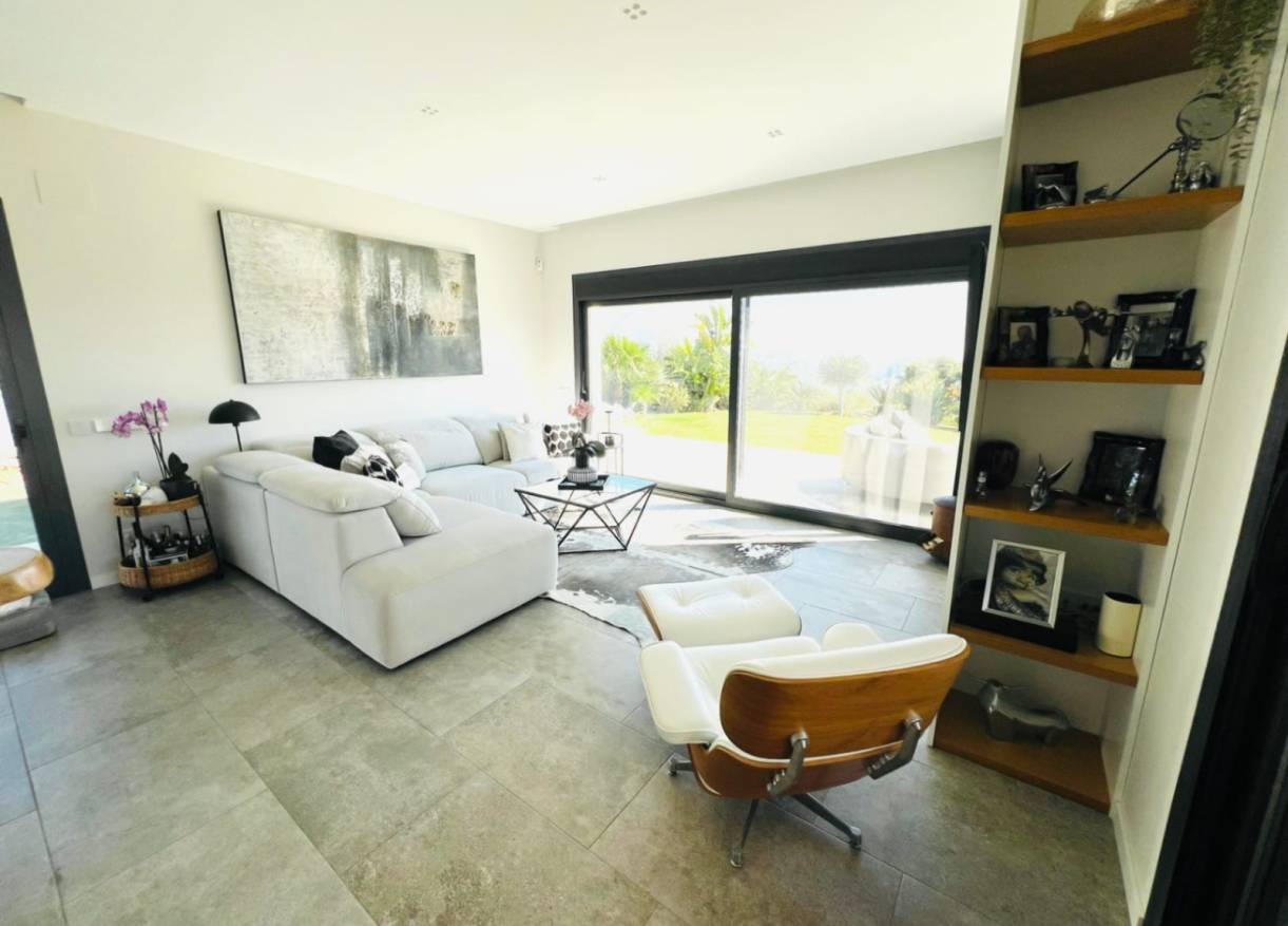 Bestaand - Villa - Denia