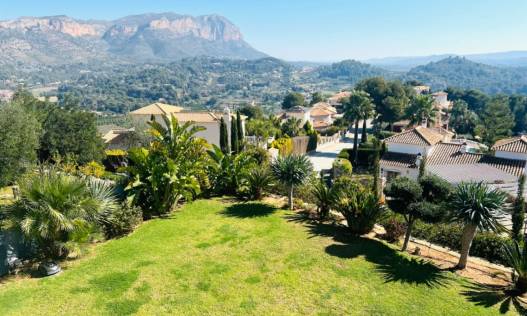 Bestaand - Villa - Denia