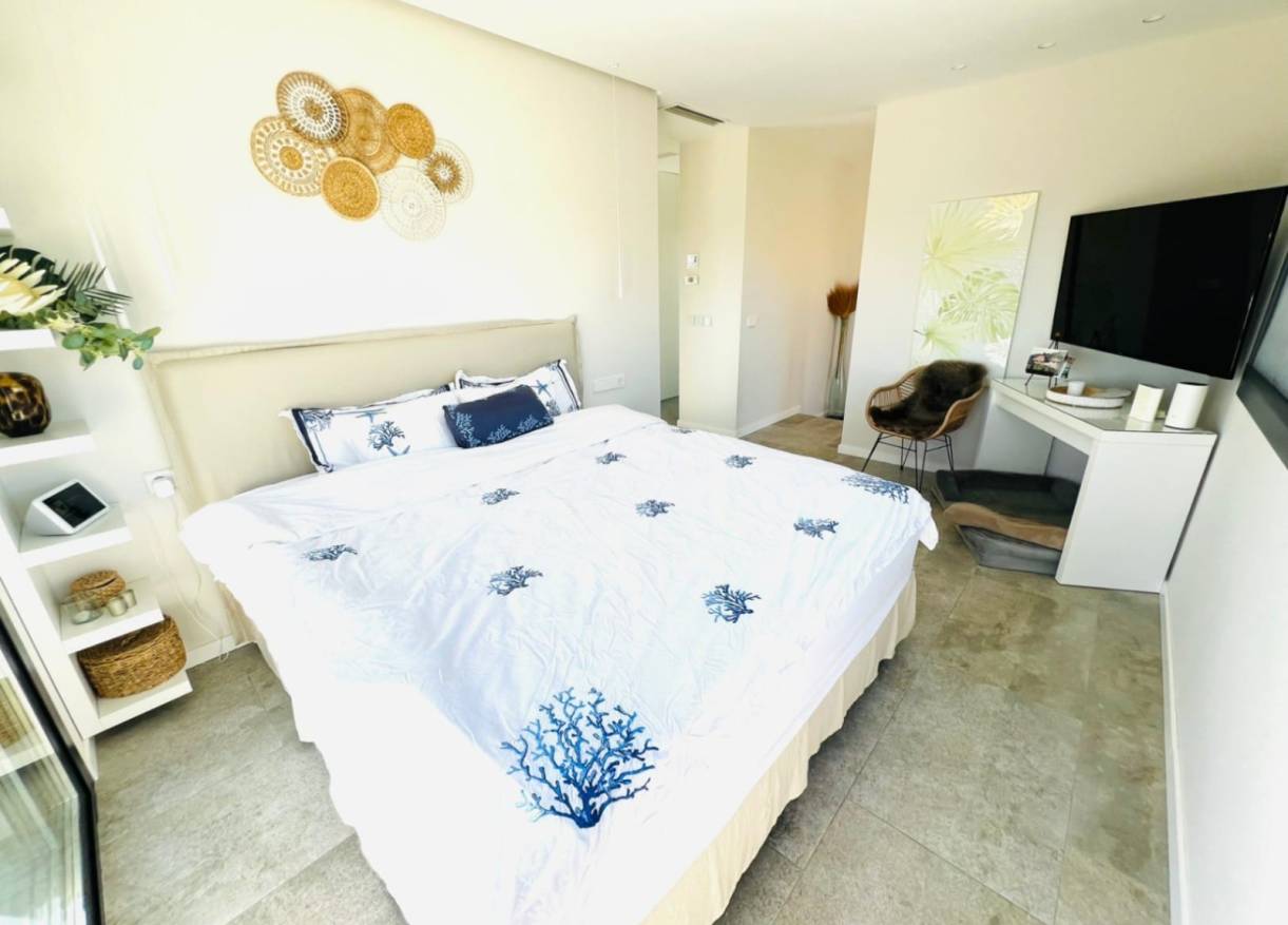 Bestaand - Villa - Denia