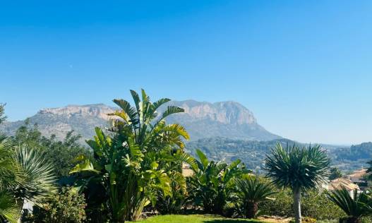 Bestaand - Villa - Denia