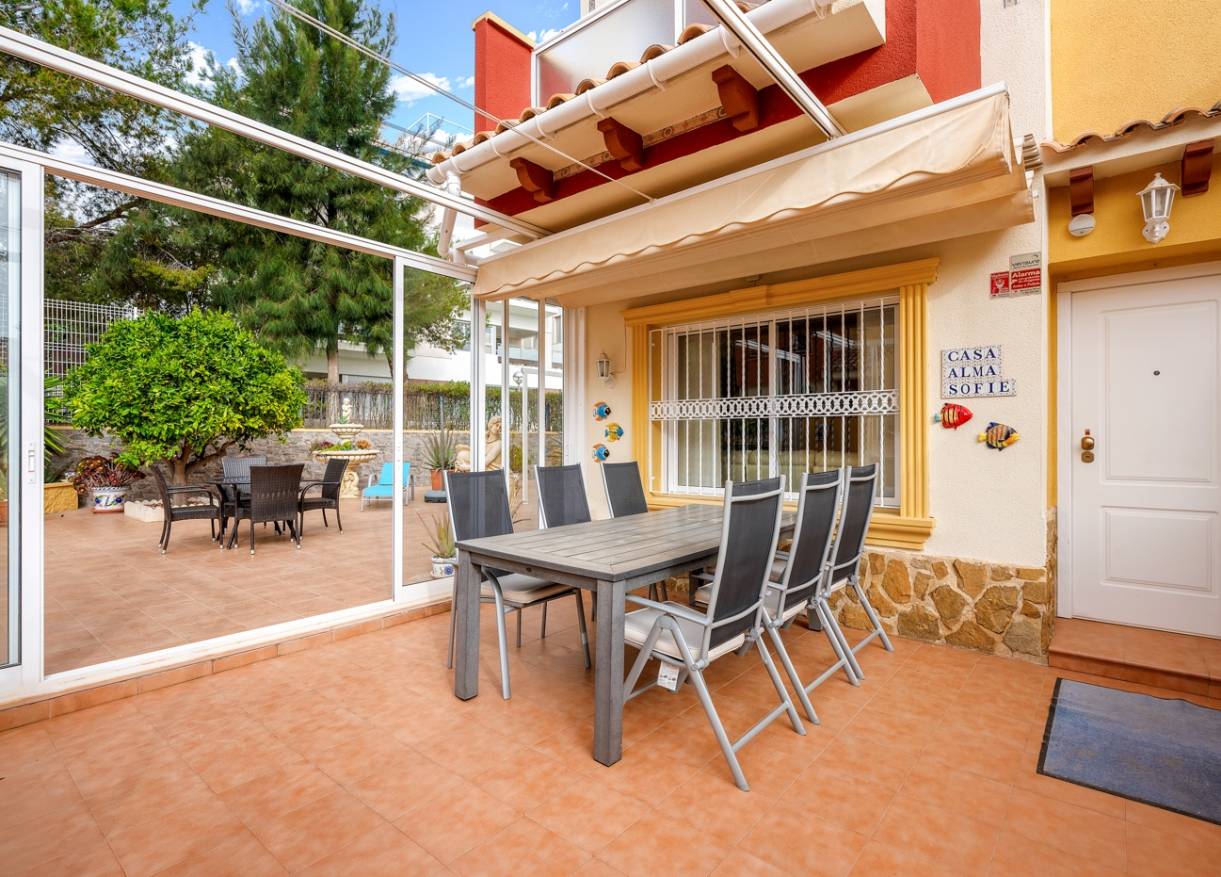 Bestaand - Townhouse / Semi-detached - Orihuela Costa - Villamartin