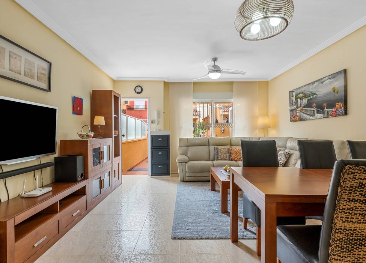 Bestaand - Townhouse / Semi-detached - Orihuela Costa - Villamartin