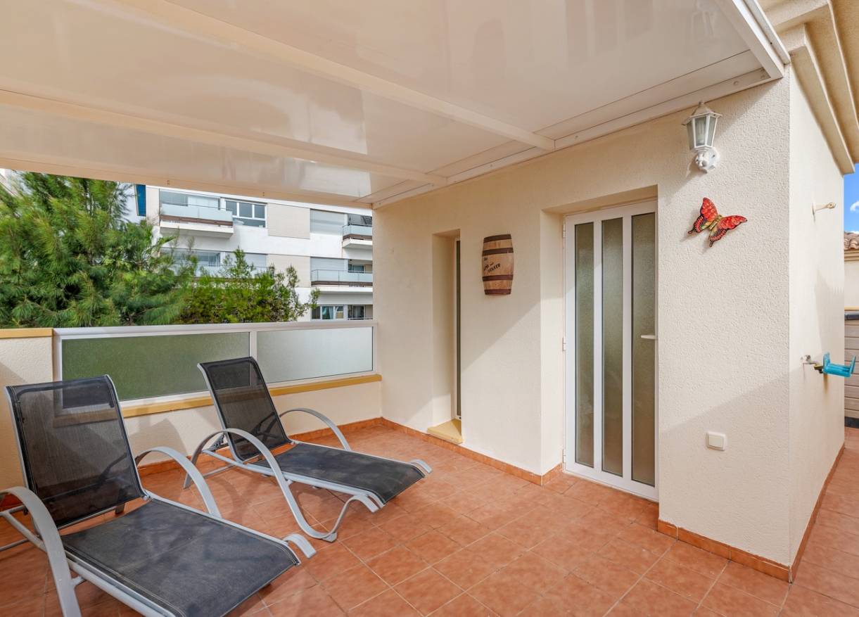 Bestaand - Townhouse / Semi-detached - Orihuela Costa - Villamartin