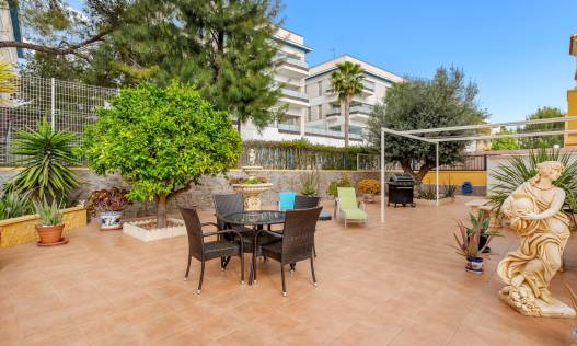 Bestaand - Townhouse / Semi-detached - Orihuela Costa - Villamartin