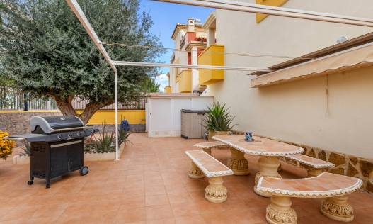 Bestaand - Townhouse / Semi-detached - Orihuela Costa - Villamartin