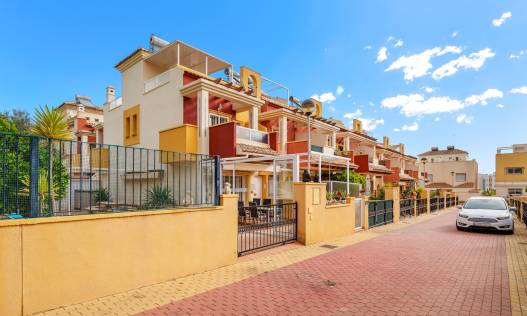 Bestaand - Townhouse / Semi-detached - Orihuela Costa - Villamartin