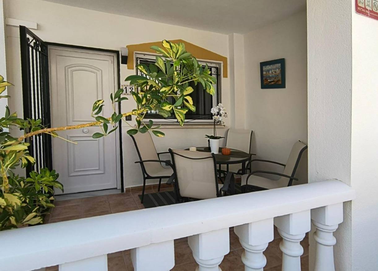 Bestaand - Townhouse / Semi-detached - Orihuela Costa - Urbanización Perla del Mar