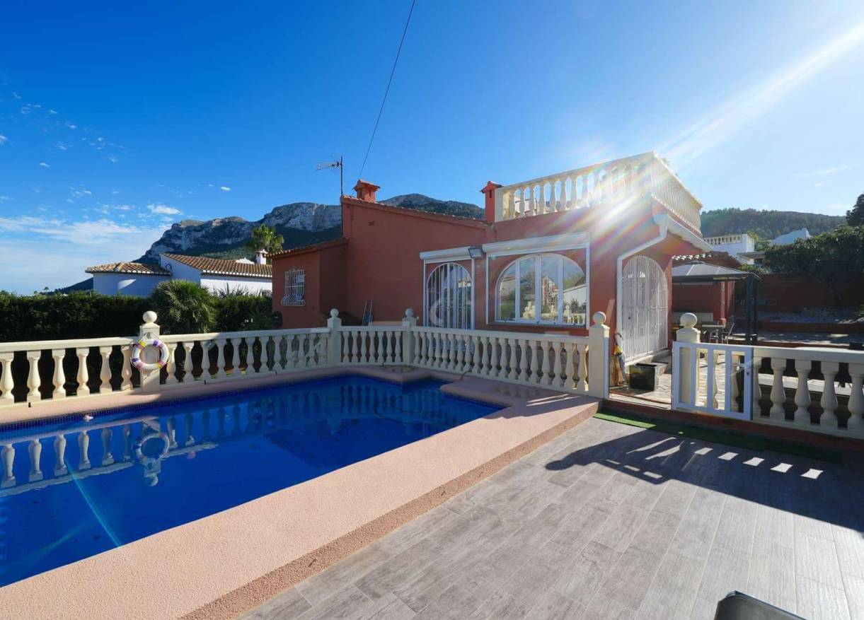 Bestaand - Villa - Denia