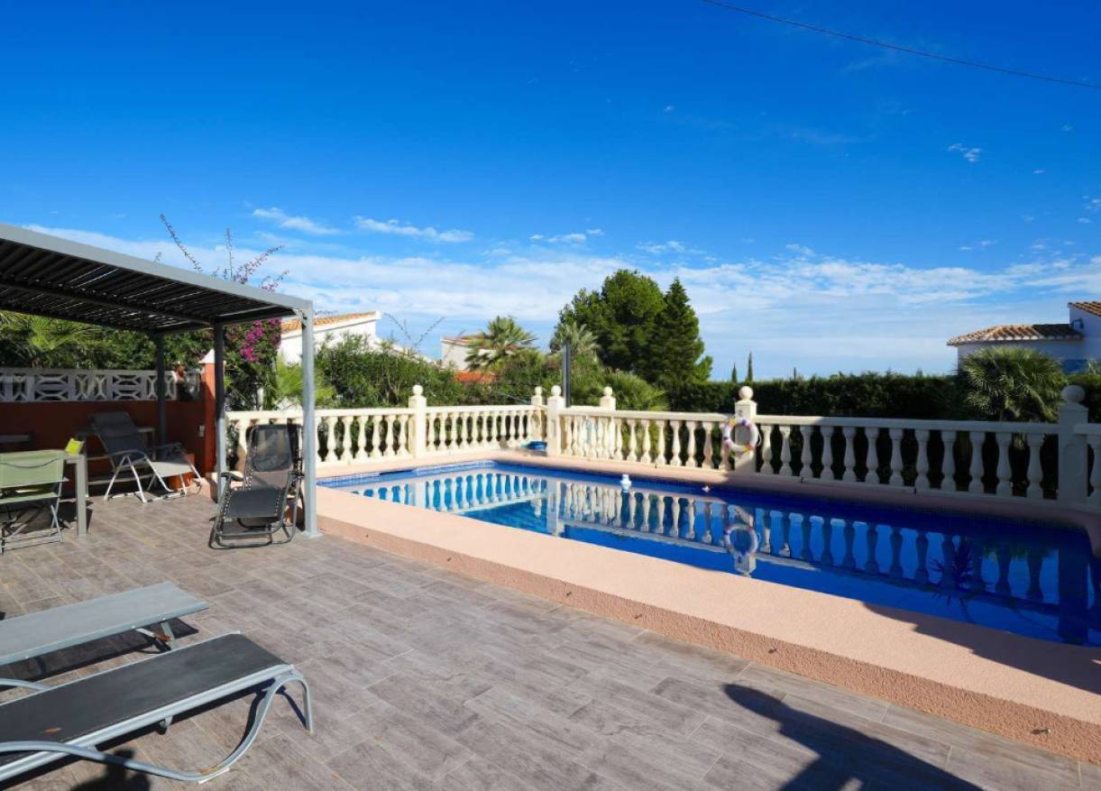 Bestaand - Villa - Denia