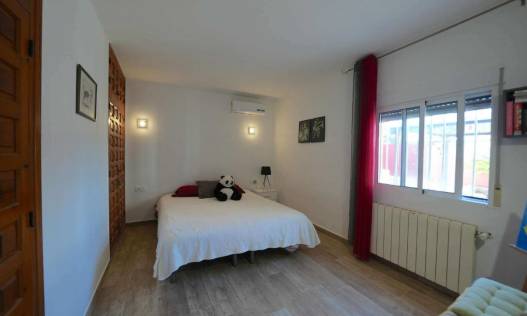 Bestaand - Villa - Denia