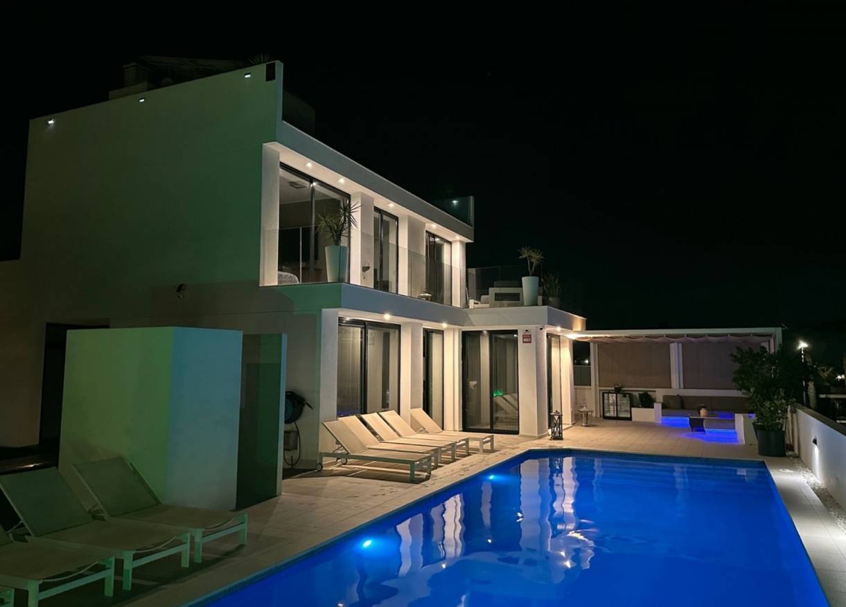 Bestaand - Villa - San Fulgencio - La Marina