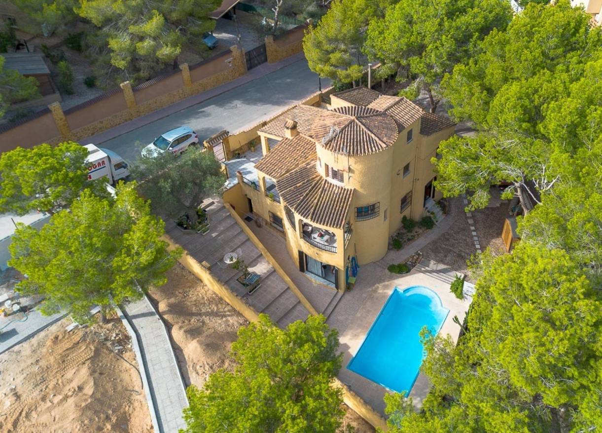 Bestaand - Villa - Villamartín - Res. Las Filipinas