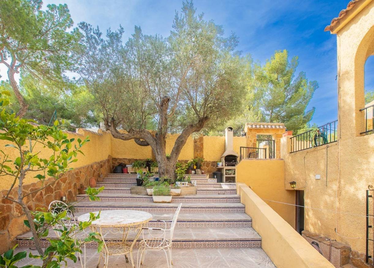 Bestaand - Villa - Villamartín - Res. Las Filipinas