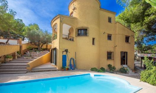 Bestaand - Villa - Villamartín - Res. Las Filipinas