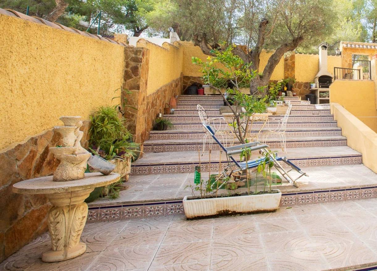 Bestaand - Villa - Villamartín - Res. Las Filipinas