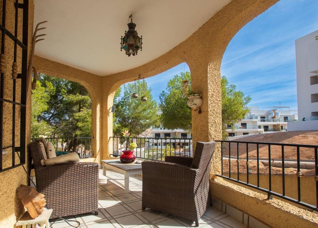 Bestaand - Villa - Villamartín - Res. Las Filipinas