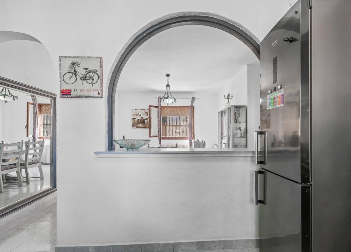 Bestaand - Villa - Villamartín - Res. Las Filipinas