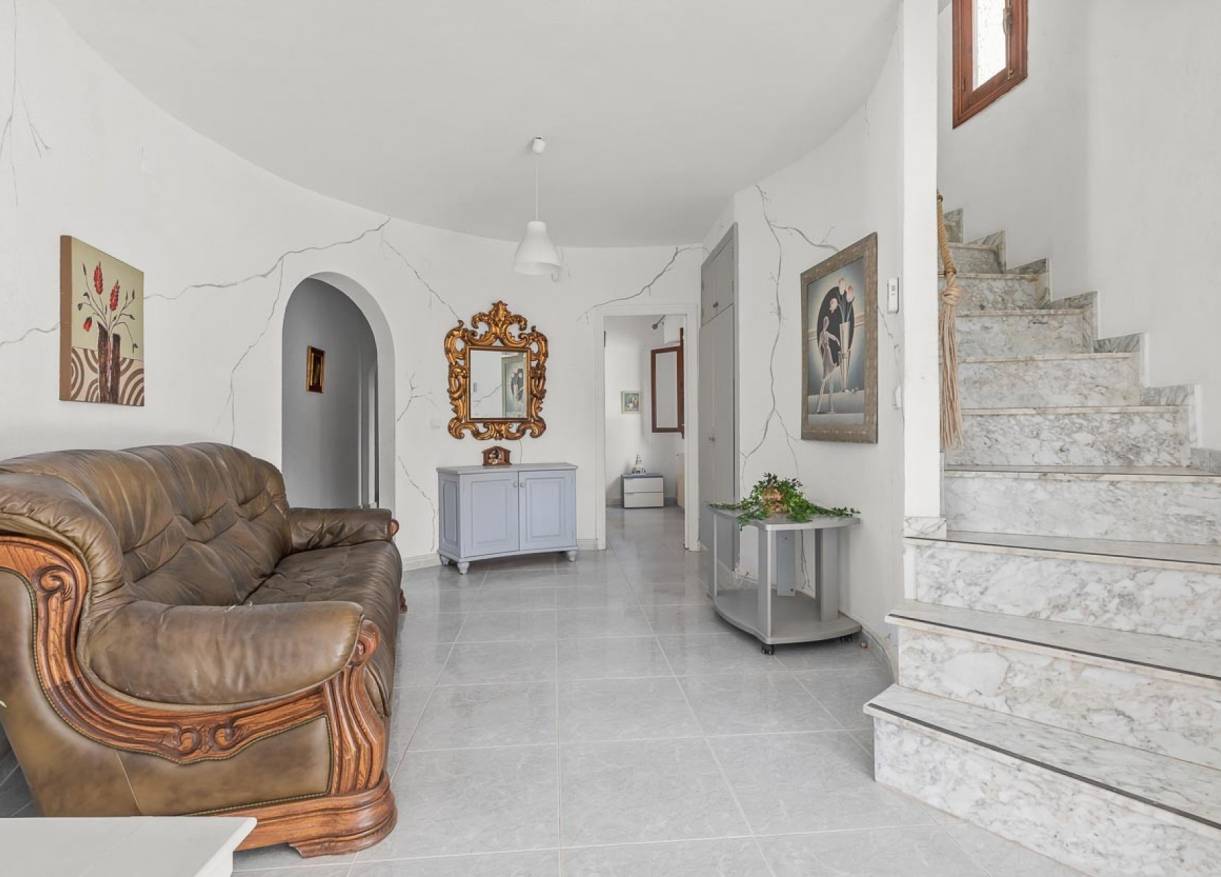 Bestaand - Villa - Villamartín - Res. Las Filipinas