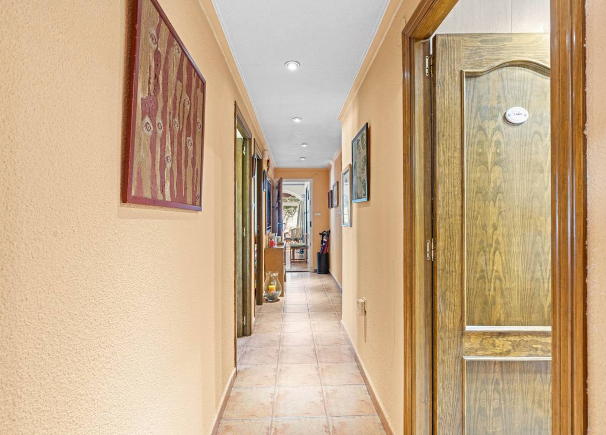 Bestaand - Villa - El Altet - San Francisco de Asis
