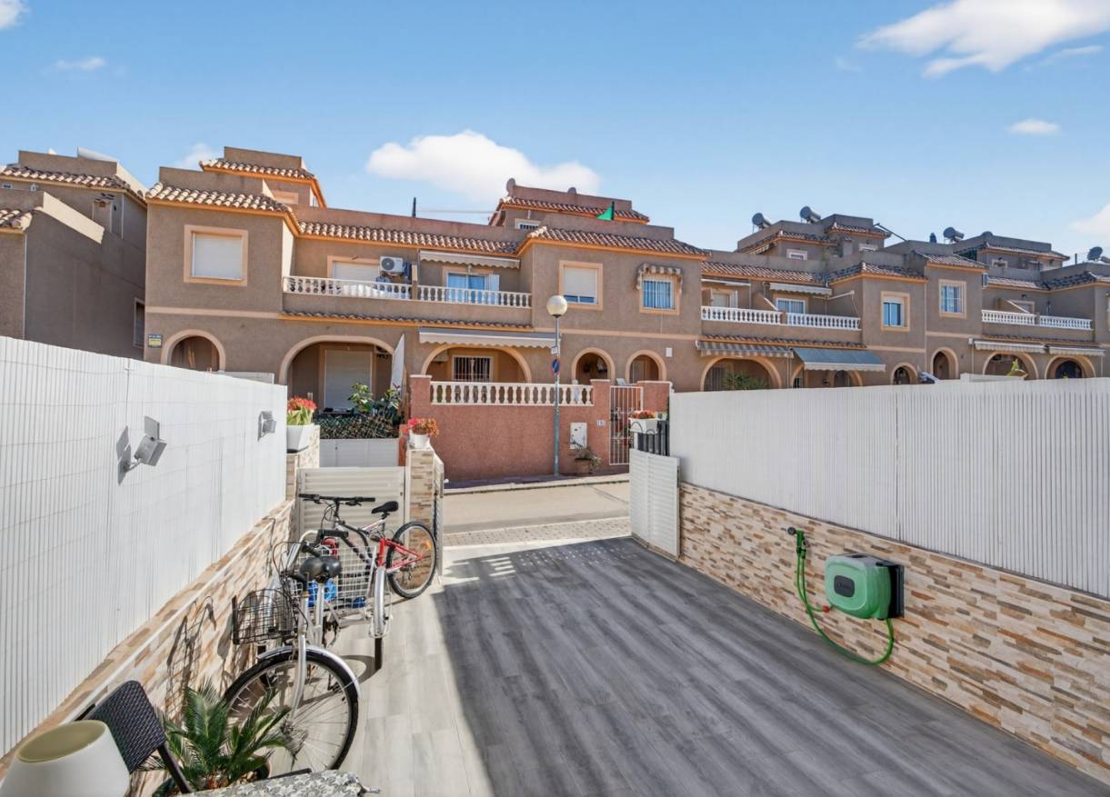 Bestaand - Townhouse / Semi-detached - Gran Alacant - Monte y Mar