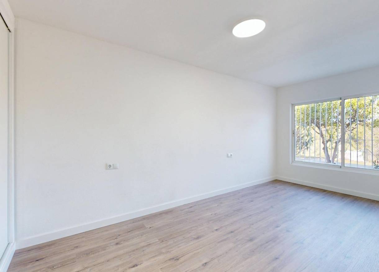 Bestaand - Townhouse / Semi-detached - Orihuela Costa - Villamartín-Las Filipinas