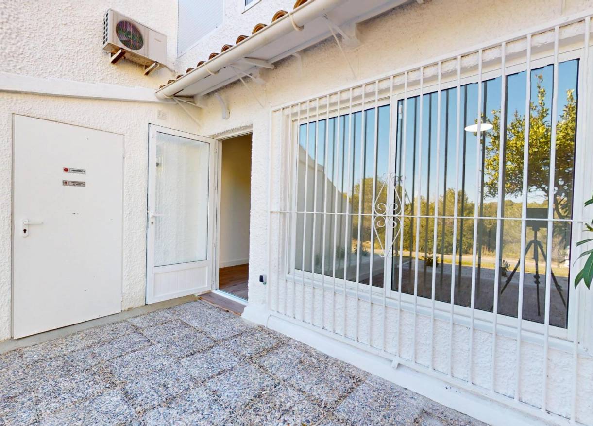 Bestaand - Townhouse / Semi-detached - Orihuela Costa - Villamartín-Las Filipinas