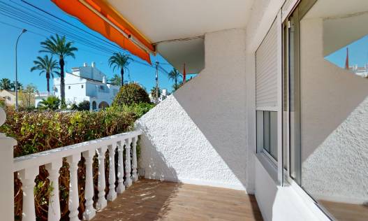 Bestaand - Townhouse / Semi-detached - Orihuela Costa - Villamartín-Las Filipinas