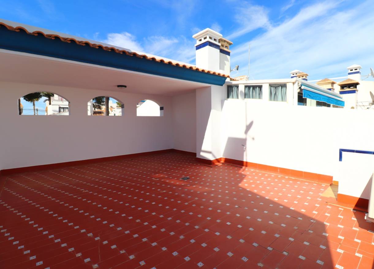Bestaand - Townhouse / Semi-detached - Orihuela Costa - Villamartin