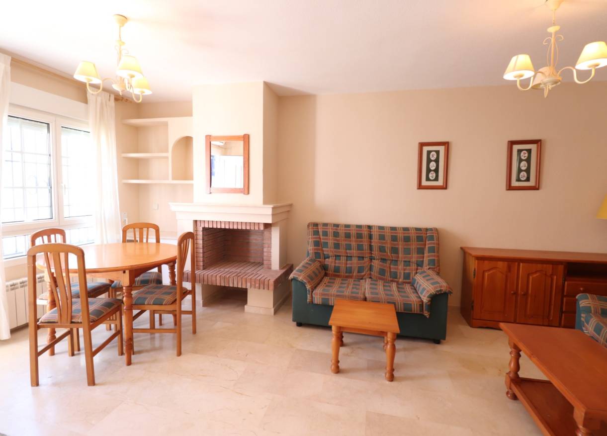 Bestaand - Townhouse / Semi-detached - Orihuela Costa - Villamartin