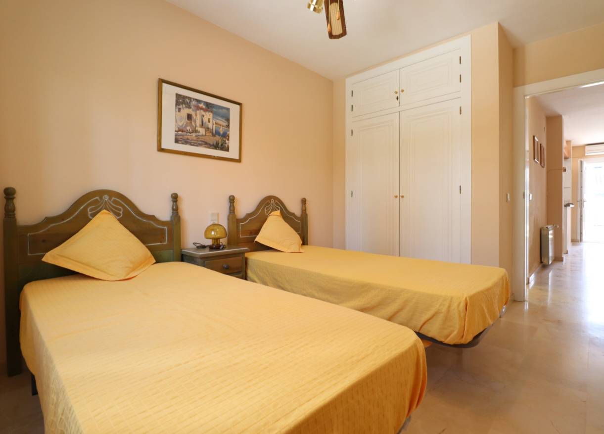 Bestaand - Townhouse / Semi-detached - Orihuela Costa - Villamartin