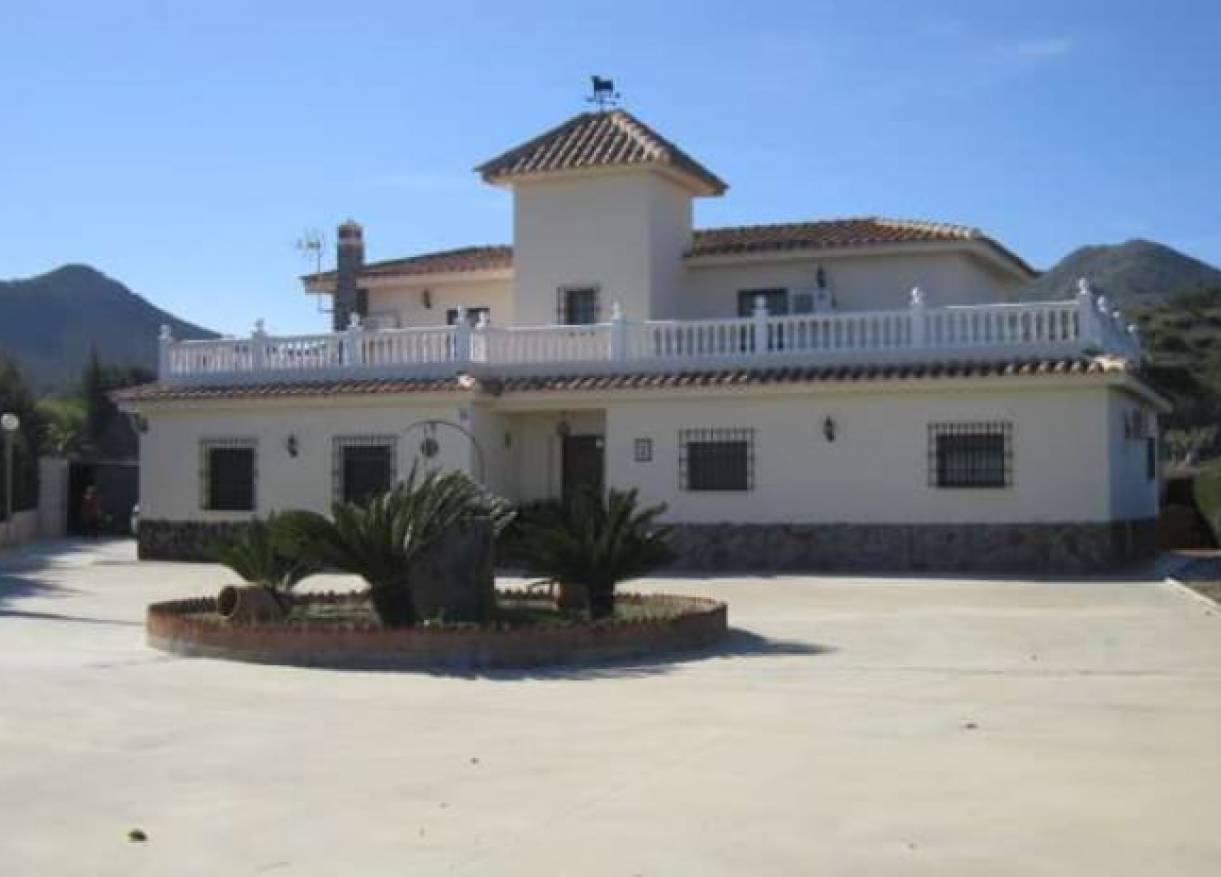 Bestaand - Villa - Alhaurín de la Torre