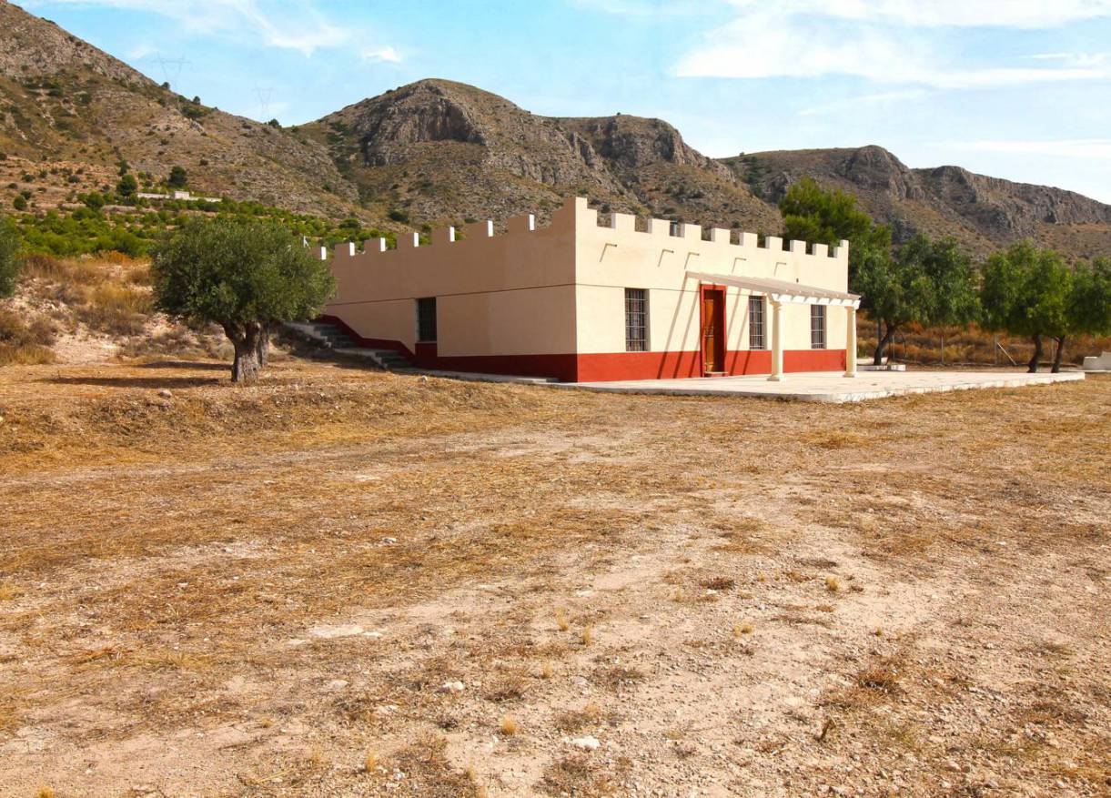 Bestaand - Villa - Hondón de las Nieves - Partida Solana, 03688